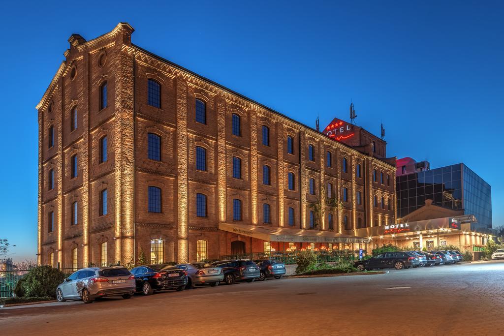 Hotel Mlyn & Spa Włocławek Exteriör bild